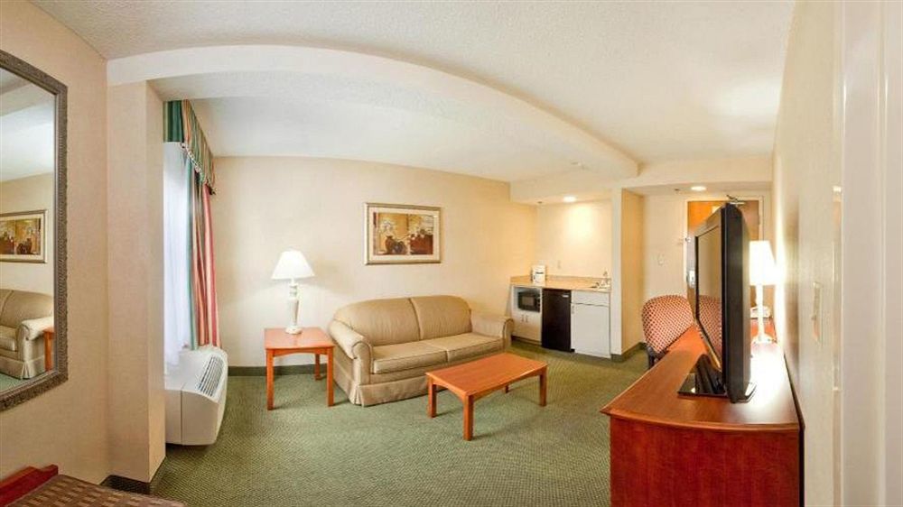 Holiday Inn Express Richmond-Mechanicsville By Ihg Εξωτερικό φωτογραφία
